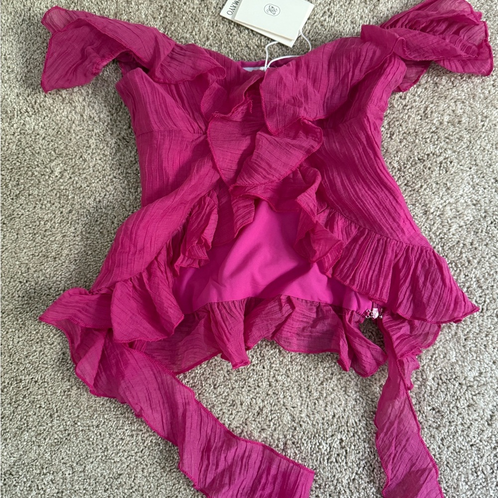Peppermayo Exclusive - Dylan Off Shoulder Ruffle Top - Fuchsia New with Tags - Picture 6 of 6